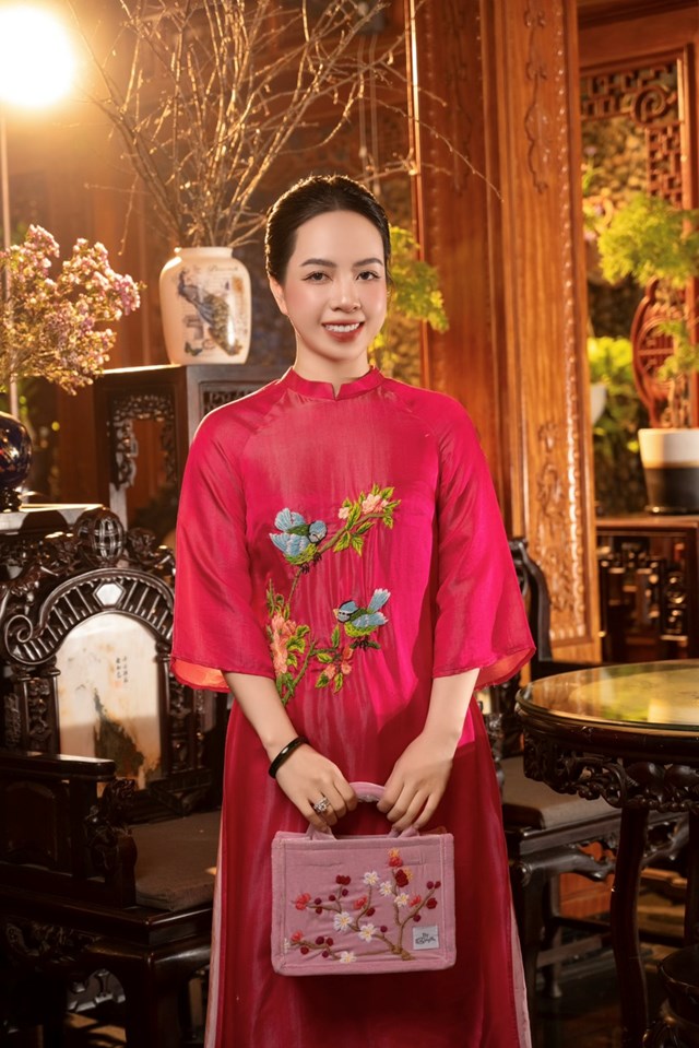 CEO thương hiệu By TrangThu - H&#224; Thu Trang: Quyết t&#226;m phục dựng l&#224;ng nghề - Ảnh 6