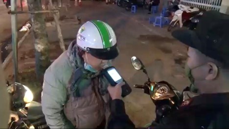 Mỗi người d&acirc;n cần chung tay thực hiện "Đ&atilde; uống rượu, bia th&igrave; kh&ocirc;ng l&aacute;i xe".&nbsp;&nbsp;Ảnh: Mỹ Linh