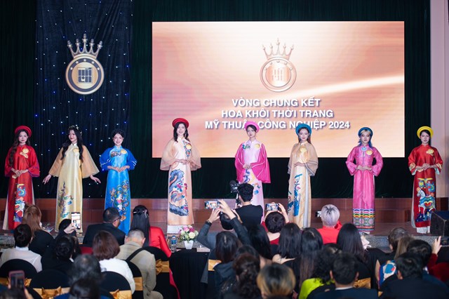 Nh&#224; tạo mẫu t&#243;c Kim Loan đồng h&#224;nh c&#249;ng cuộc thi “Hoa kh&#244;i thời trang Mỹ thuật C&#244;ng nghiệp 2024” - Ảnh 1