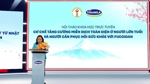 PGS.TS.BS Nguyễn Thị Ngọc Dung – Phó chủ tịch Tổng Hội Y Học Việt Nam, Chủ tịch Hội Y Học Tp. Hồ Chí Minh phát biểu khai mạc