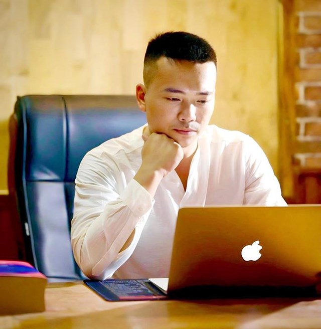 Doanh nh&acirc;n Đo&agrave;n Văn Tuyến - t&aacute;c giả cuốn s&aacute;ch "Đảo Ngọc - Chuyện giờ mới kể"