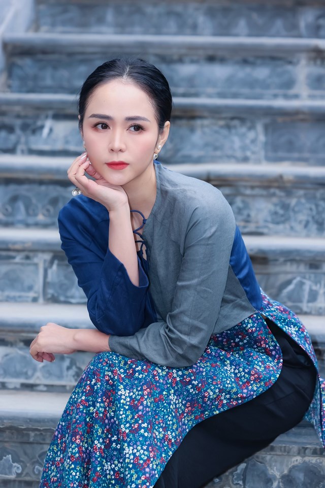 Nữ ho&#224;ng Hoa hồng B&#249;i Thị Thanh Hương: Kh&#225;t khao đưa t&#224; &#225;o d&#224;i Việt Nam v&#224;o cuộc sống - Ảnh 6