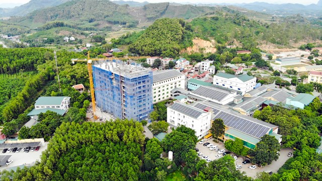 Hệ thống y tế H&#249;ng Vương: Những bước tiến vượt thời gian! - Ảnh 2