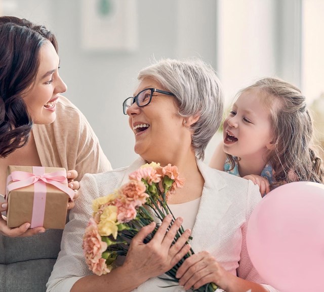Ng&#224;y của Mẹ - tri &#226;n v&#224; t&#244;n vinh những người mẹ tr&#234;n to&#224;n thế giới - Ảnh 2