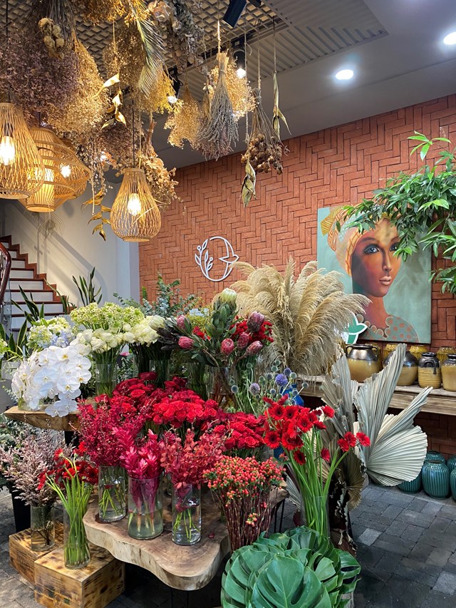 Gi&#225;m đốc thương hiệu hoa Flona Flowers: Kh&#225;t khao mang sắc hương cho đời - Ảnh 5