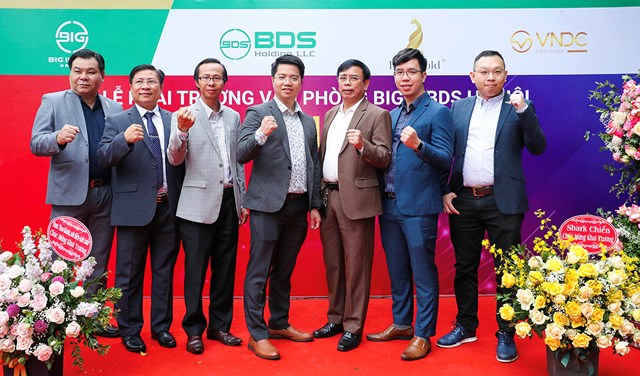Ban Lãnh đạo và Ban Cố vấn Tập đoàn 