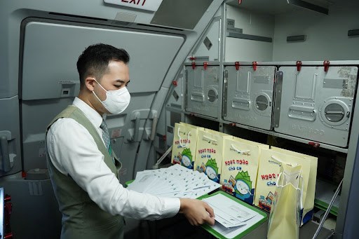 H&agrave;ng ngh&igrave;n suất qu&agrave; &ldquo;Ngọt ng&agrave;o cho em" được Bảo Ngọc d&agrave;y c&ocirc;ng chuẩn bị
