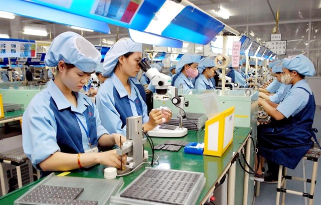 Đẩy mạnh CPH, tho&#225;i vốn tại DNNN:  Nhanh ch&#243;ng cởi c&#225;c “n&#250;t thắt”! - Ảnh 2