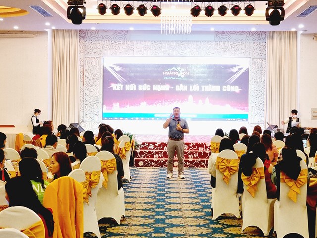 Dược phẩm Ho&#224;ng Sơn giao lưu, kết nối ba miền Bắc - Trung - Nam    - Ảnh 2