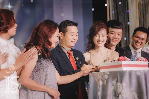 Nh&#236;n lại h&#224;nh tr&#236;nh đầy cảm x&#250;c tại &quot;Lễ kỉ niệm 15 năm th&#224;nh lập Salonzo Group&quot; - Ảnh 1