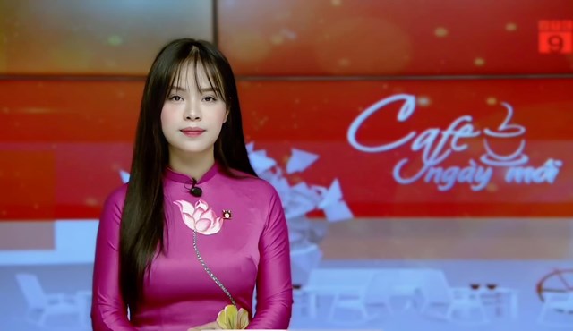 ThS.MC Giang Hồng: Hơn 1 thập kỷ l&#224;m chủ s&#226;n khấu - Ảnh 2