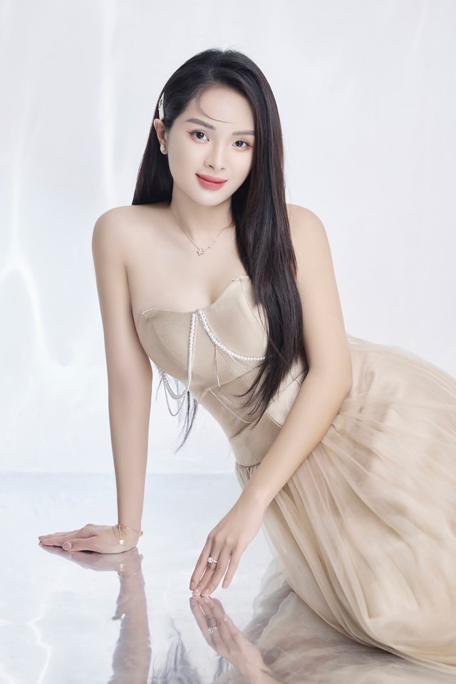 Đinh Ngọc Phượng – Gi&#225;m đốc C&#244;ng ty TNHH Thời trang Venesto: Sống v&#224; cống hiến cho c&#225;i đẹp - Ảnh 4