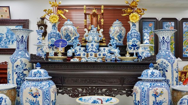 Gốm sứ Cương Duy&#234;n: G&#243;p phần bảo tồn gi&#225; trị gốm sứ thủ c&#244;ng Việt Nam - Ảnh 3