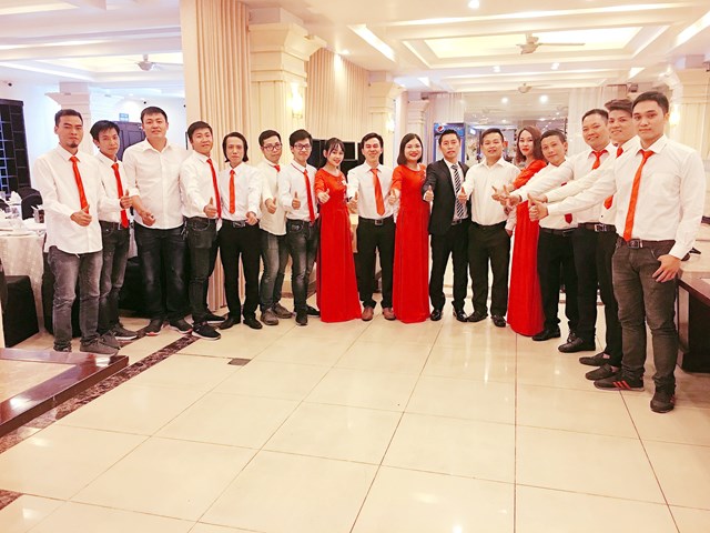 Blue Group: Hết l&#242;ng với sứ mệnh phục vụ kh&#225;ch h&#224;ng! - Ảnh 2