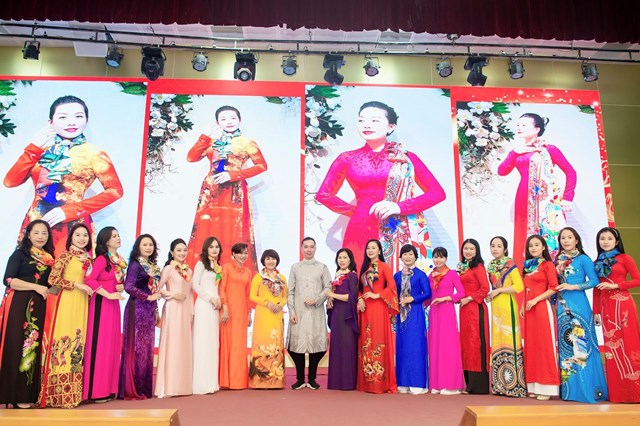 NTK Đỗ Trịnh Ho&#224;i Nam “ Tinh hoa &#193;o d&#224;i Việt - Đẹp m&#227;i với thời gian” - Ảnh 3