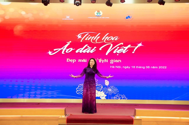 NTK Đỗ Trịnh Ho&#224;i Nam “ Tinh hoa &#193;o d&#224;i Việt - Đẹp m&#227;i với thời gian” - Ảnh 5