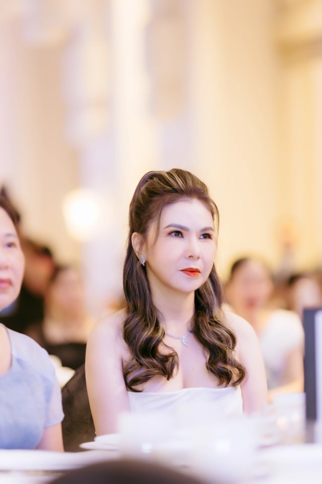 B&agrave; V&otilde; Thị Liễu Tr&acirc;m - Tổng gi&aacute;m đốc C&ocirc;ng ty Kim L&acirc;m
