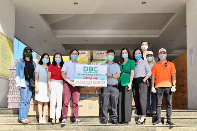 Những món quà ý nghĩa, thiết thực của Tập đoàn Dược Bảo Châu được trao tới Trung tâm Kiểm soát Bệnh tật TP.Hà Nội