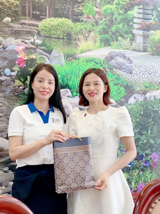 CEO L&ecirc; Dung - Tổng Gi&aacute;m đốc C&ocirc;ng ty CP Đ&agrave;o tạo v&agrave; Ph&aacute;t triển nh&acirc;n lực Dgroup