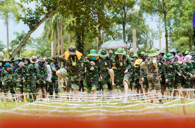 Ho&#224;ng Sơn Camp 3: H&#224;nh tr&#236;nh rực rỡ - Ảnh 2