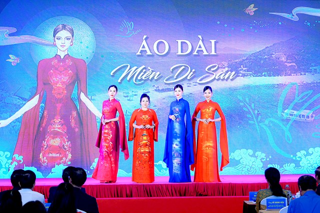 BST &ldquo;Miền di sản Kh&aacute;nh H&ograve;a&rdquo; được s&aacute;ng tạo bởi NTK Th&uacute;y Phượng
