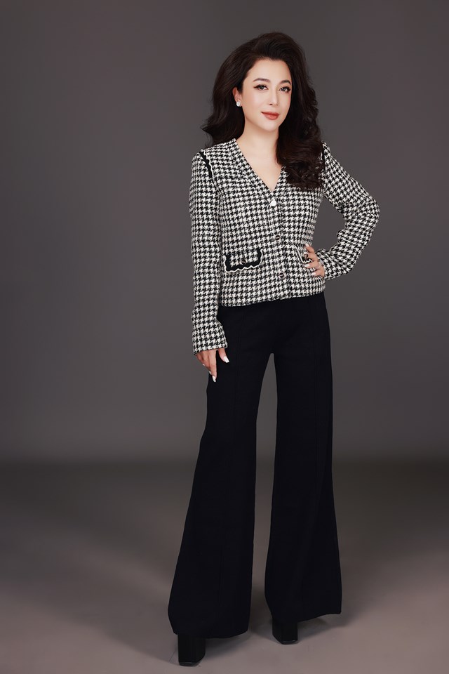 Tạ Quỳnh Mai - CEO QM Kim Cương: “Kinh doanh bằng sự tử tế”  - Ảnh 2