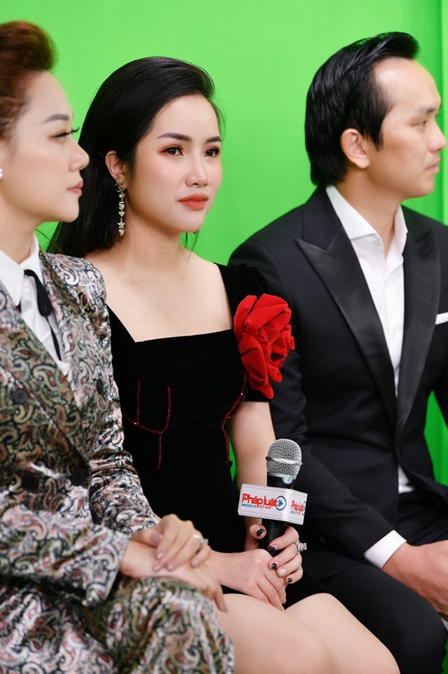 Doanh nhân Hương Ly đã có những chia sẻ khá thú vị về chủ đề: Vai trò của vẻ đẹp ngoại hình đối với nữ doanh nhân