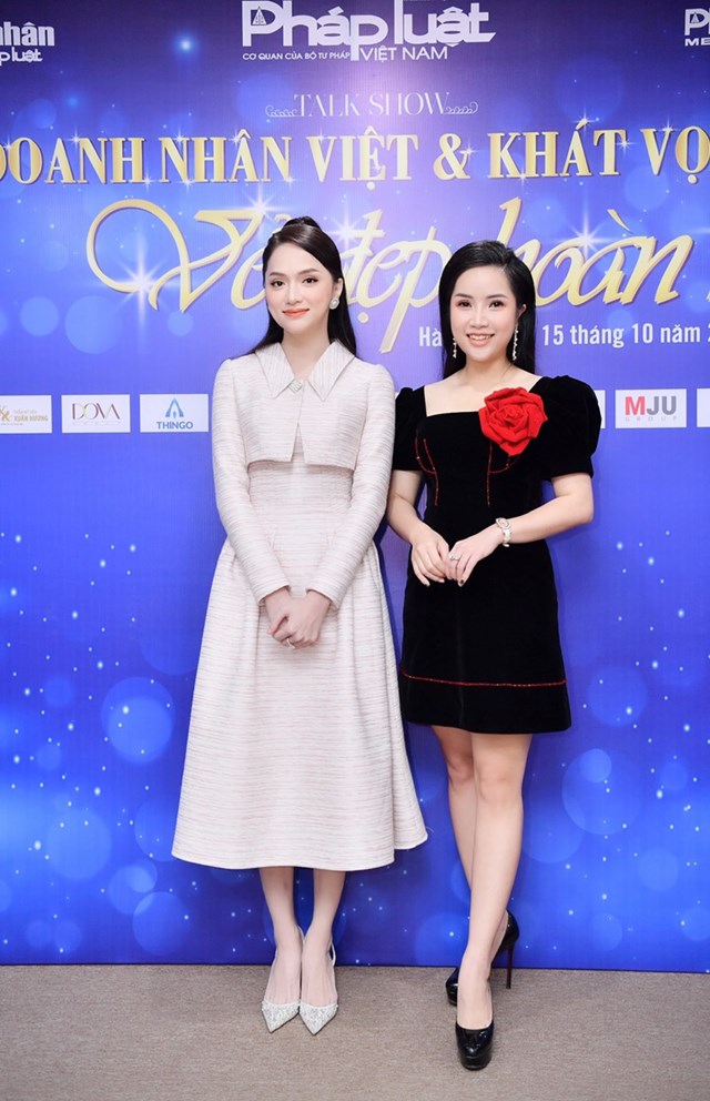 Doanh nhân Hương Ly hội ngộ Hoa hậu Hương Giang tại talkshow