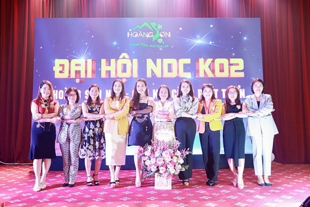 C&#244;ng ty Cổ phần Dược phẩm Quốc tế Ho&#224;ng Sơn: Gắn kết c&#249;ng ph&#225;t triển! - Ảnh 2