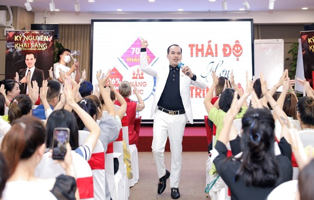 Chuy&ecirc;n gia đ&agrave;o tạo cho doanh nghiệp