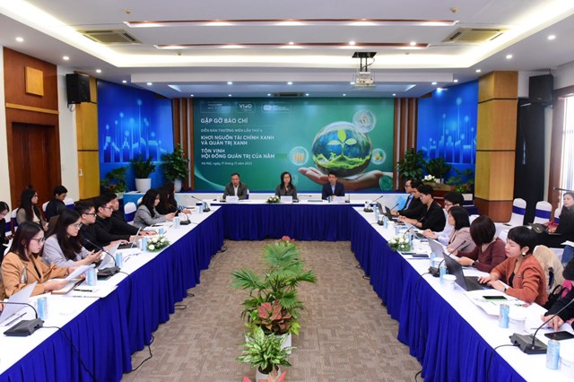 To&agrave;n cảnh sự kiện