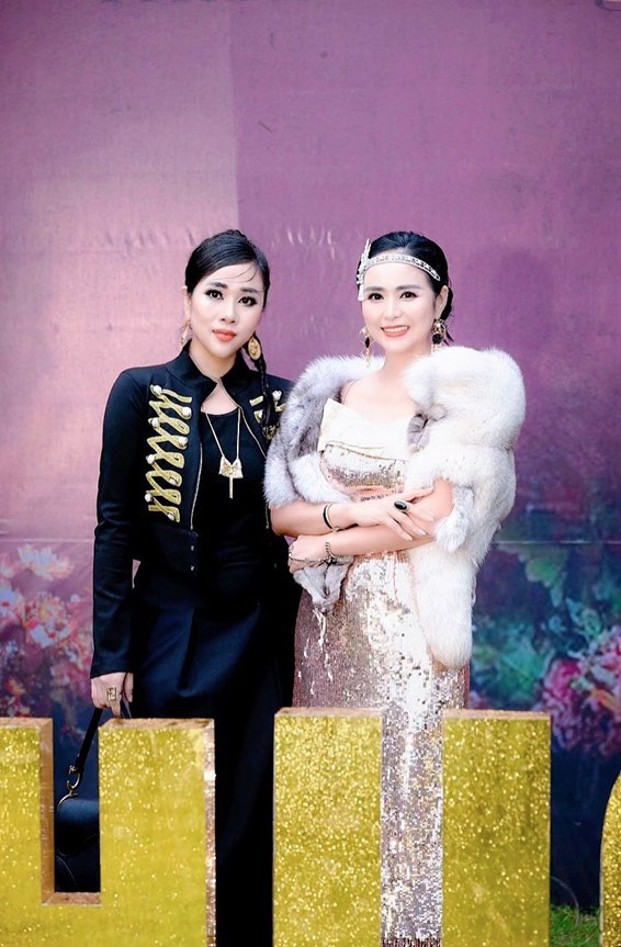 B&ugrave;i Thanh Huyền l&agrave; em g&aacute;i ruột t&agrave;i năng của nữ doanh nh&acirc;n B&ugrave;i Thanh Hương.