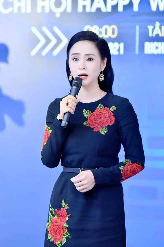 Doanh nh&acirc;n B&ugrave;i Thị Thanh Hương