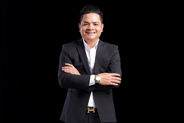 Mai Đức Huy - Ceo MAICOM: H&#236;nh th&#224;nh 15 năm “Lao t&#226;m khổ tứ” c&#249;ng nghề sale BĐS - Ảnh 2