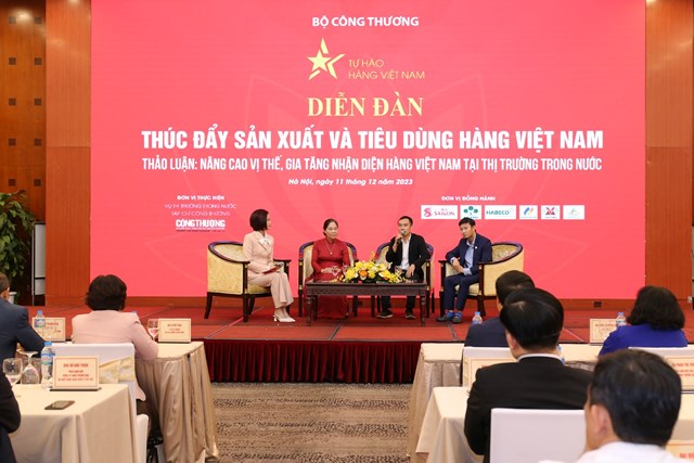 C&aacute;c doanh nghiệp tham gia giao lưu
