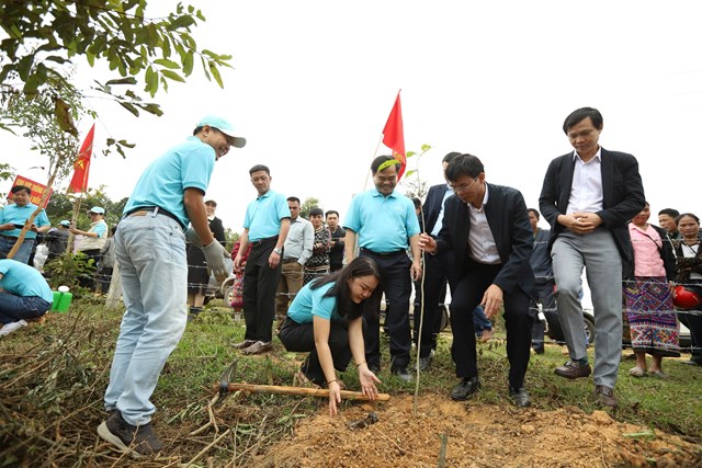 Triển khai chương tr&#236;nh hợp t&#225;c c&#244;ng - tư “Bảo tồn nguồn nước - v&#236; một Việt Nam xanh&quot; - Ảnh 4