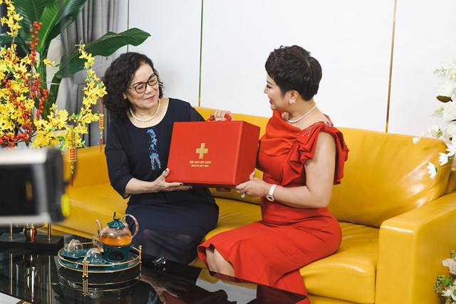 Nguyễn Thị Thu Trang - Chủ tịch HĐQT ki&#234;m Tổng Gi&#225;m đốc C&#244;ng ty Cổ phần thiết bị y tế TAF &amp; C&#244;ng ty truyền th&#244;ng TAF Media: T&#236;m cơ trong nguy để ngược s&#243;ng Covid-19&#160;  - Ảnh 4