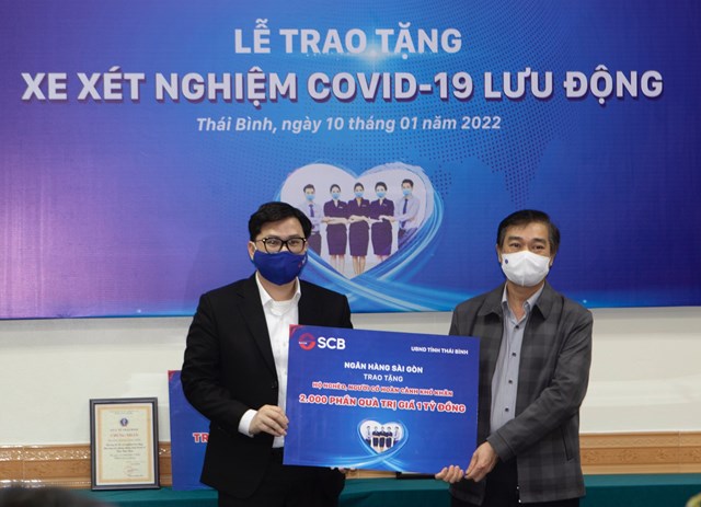 SCB tiếp tục trao tặng xe x&#233;t nghiệm lưu động tại Th&#225;i B&#236;nh v&#224; Thanh H&#243;a - Ảnh 1