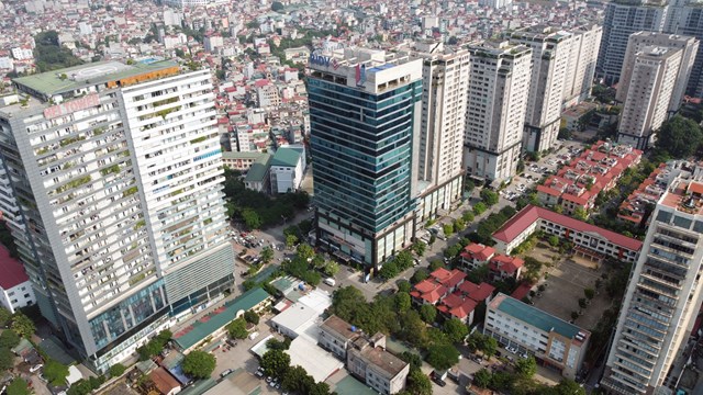 Kh&oacute; khăn ch&iacute;nh nằm ở nh&oacute;m bất động sản v&agrave; x&acirc;y dựng &nbsp;