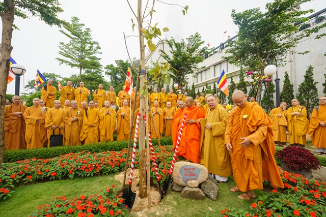 Nhiều sự kiện lịch sử sẽ được tổ chức tại n&#250;i B&#224; Đen trong đại lễ Vesak 2025 - Ảnh 3