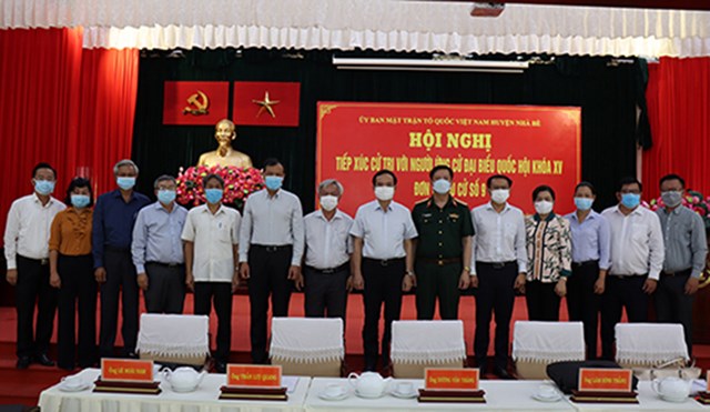 5 ứng cử vi&ecirc;n đại biểu Quốc hội v&agrave; l&atilde;nh đạo Huyện ủy, UBND huyện Nh&agrave; B&egrave;.