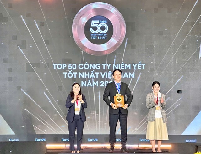 Bảo Việt li&#234;n tiếp được vinh danh trong &#39;Danh s&#225;ch 50 c&#244;ng ty ni&#234;m yết tốt nhất Việt Nam&#39; (Forbes) từ 2013 - Ảnh 1
