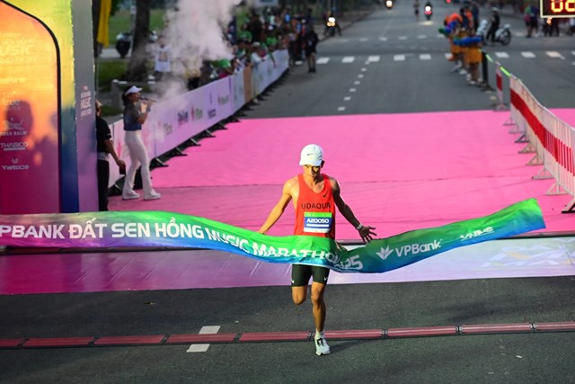 12.000 runner về đ&#237;ch, VPBank Đất Sen Hồng Music Marathon 2025 kết th&#250;c ấn tượng - Ảnh 5