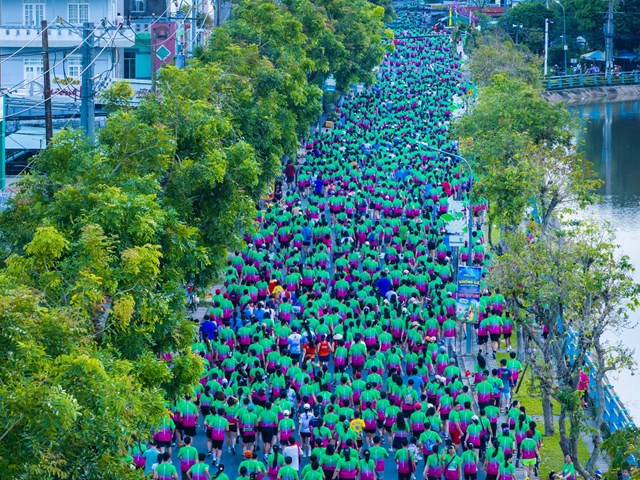 12.000 runner về đ&#237;ch, VPBank Đất Sen Hồng Music Marathon 2025 kết th&#250;c ấn tượng - Ảnh 10