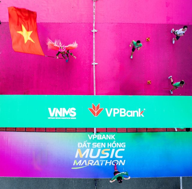 12.000 runner về đ&#237;ch, VPBank Đất Sen Hồng Music Marathon 2025 kết th&#250;c ấn tượng - Ảnh 12