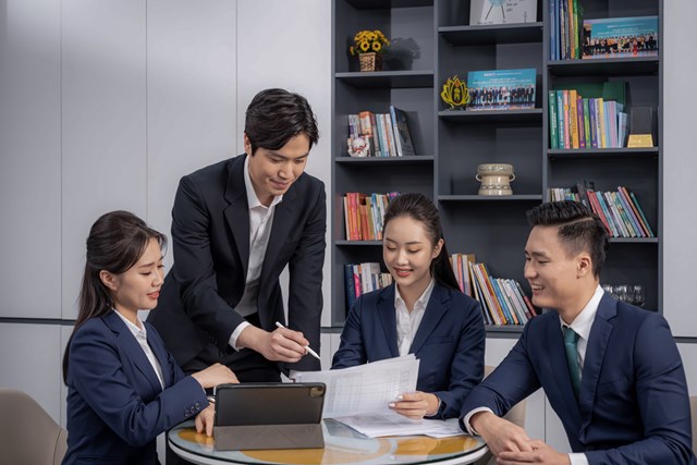 BIDV tạo điều kiện cho c&aacute;n bộ được học tập v&agrave; thăng tiến theo nguyện vọng của c&aacute; nh&acirc;n, ph&ugrave; hợp với y&ecirc;u cầu của tổ chức &nbsp;