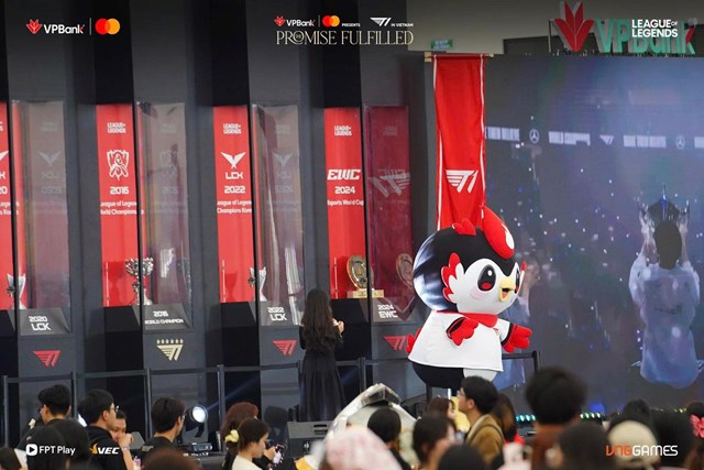 1,3 triệu người đồng thời xem Faker T1 thi đấu tại Việt Nam - Ảnh 10
