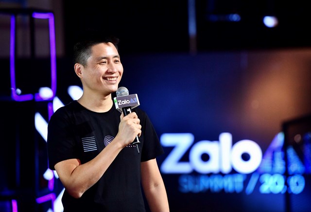 &Ocirc;ng Vương Quang Khải - Chủ tịch Zalo, chia sẻ mở m&agrave;n tại Zalo AI Summit 2020. Ảnh: Người đ&ocirc; thị