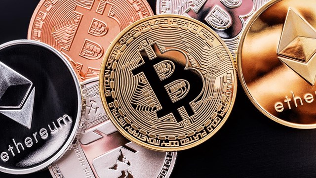 Bitcoin v&agrave; Ethereum lao dốc - phục hồi đột ngột chỉ trong chưa đến 24 giờ. Ảnh:&nbsp;TheStreet&nbsp;