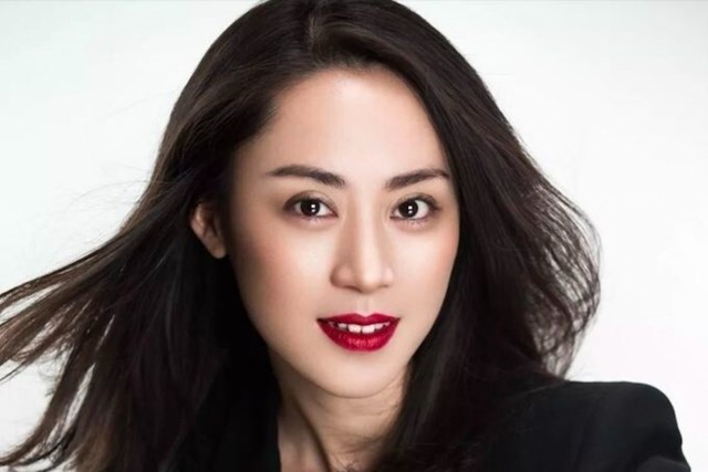 Lilian Wu Yan, một trong hai phụ nữ trong danh s&aacute;ch tỷ ph&uacute; tự th&acirc;n dưới 40 tuổi năm 2020 của Hurun Report. Ảnh: CNBC.